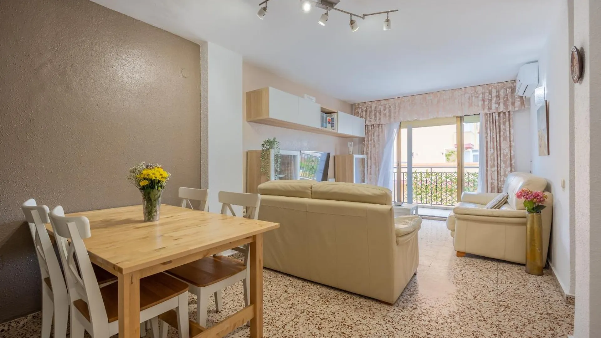 Apartamento Isidoro Fuengirola 0*,  Spain